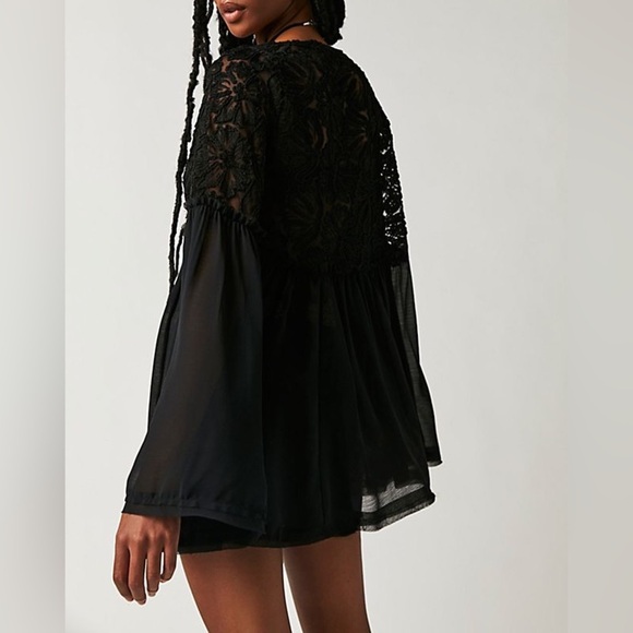 Free People Magdalene Crochet Babydoll Tunic Sz M Sheer Layering Bell Sleeve Top - Picture 3 of 10